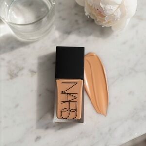 NARS Light Reflecting foundation